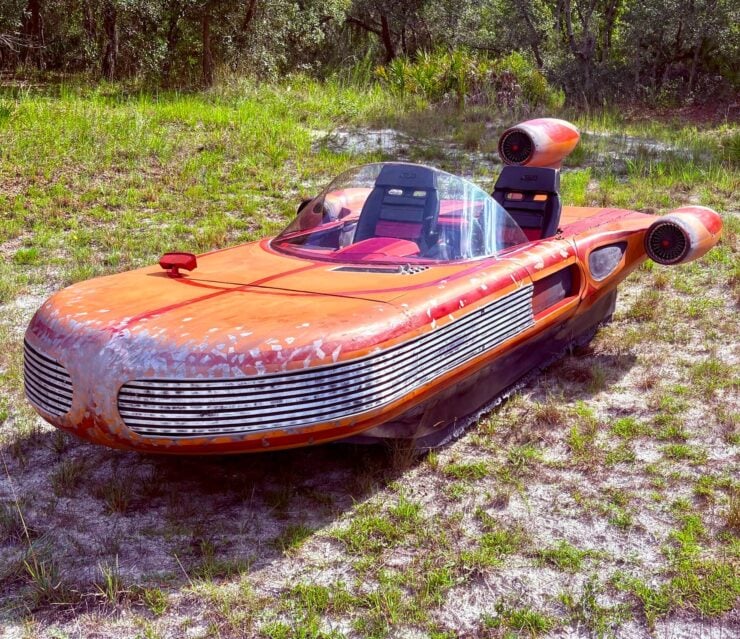 Star Wars X-34 Landspeeder Golf Cart 1