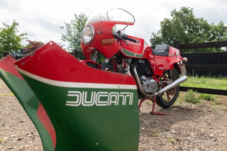 Ducati MHR 900 17