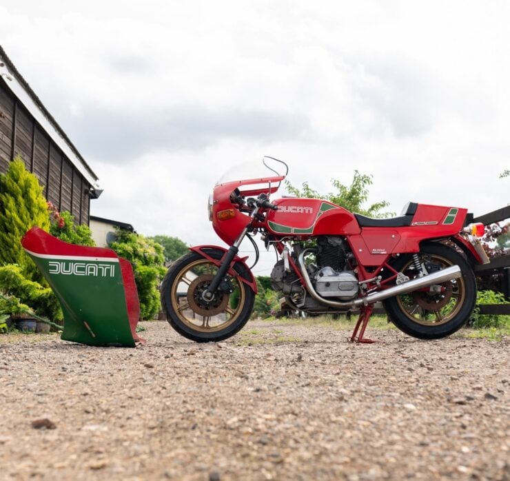 Ducati MHR 900 4