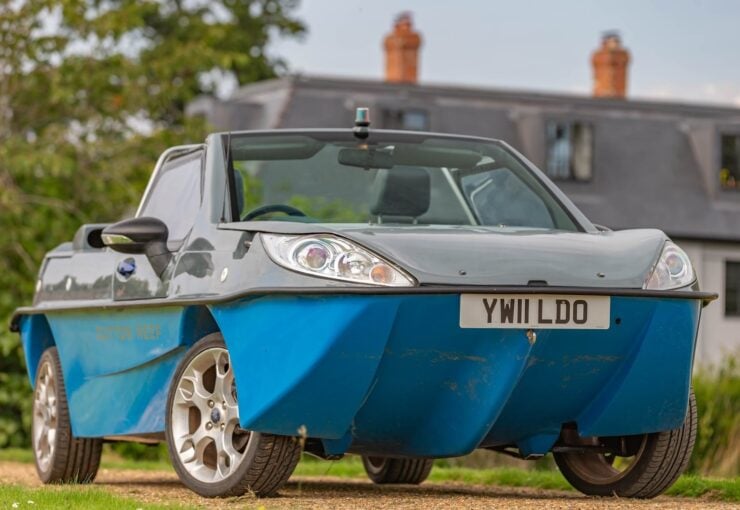 Dutton Reef Amphibious Vehicle 1