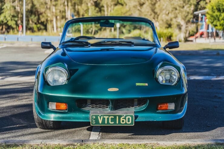 Evante Sports Car 1