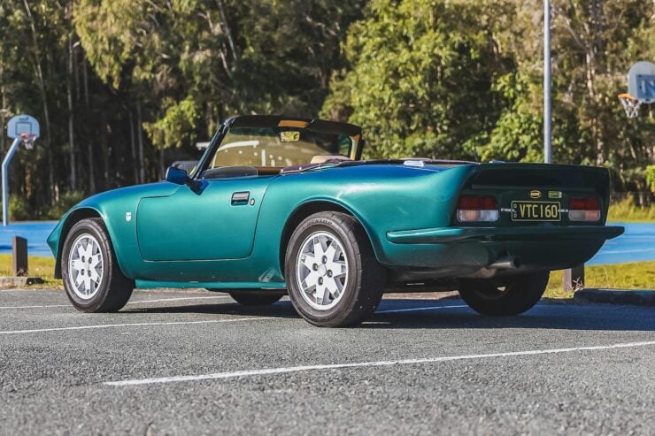 Evante Sports Car 19