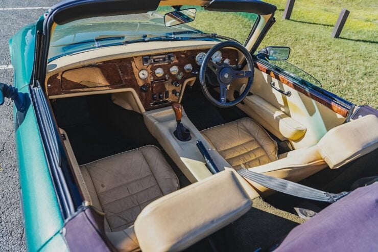 Evante Sports Car 20