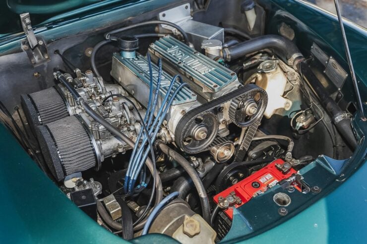 Evante Sports Car 26