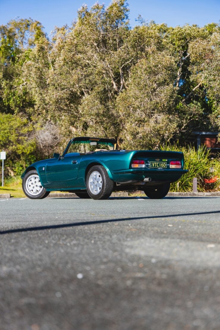 Evante Sports Car 7