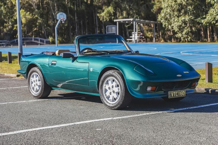 Evante Sports Car 9