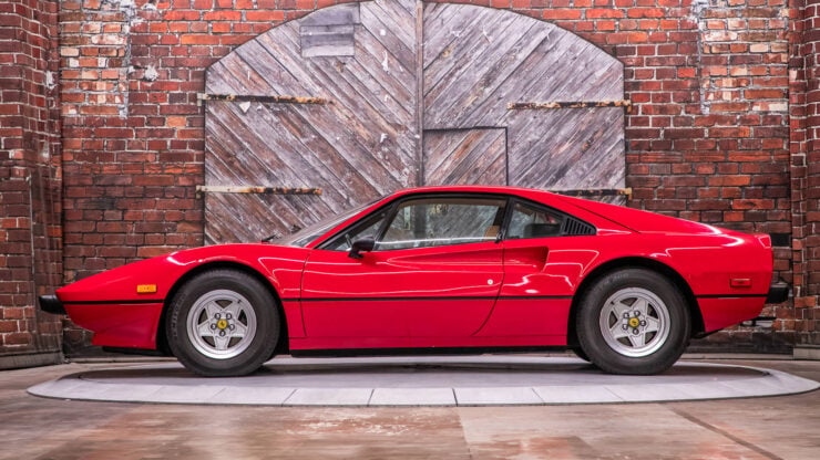 Ferrari 308 GTB Vetroresina 3