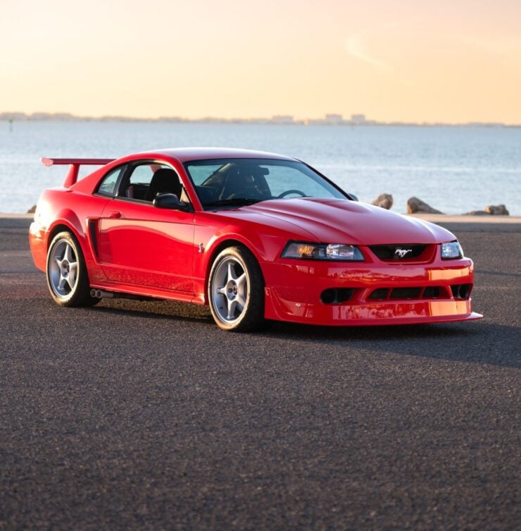 Ford SVT Mustang Cobra R