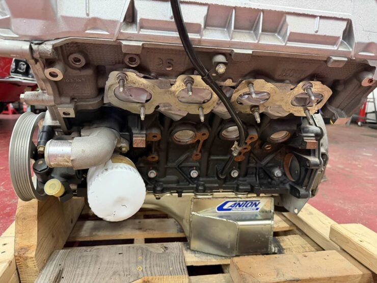 Ford SVT Mustang Cobra R V8 Crate Engine 3