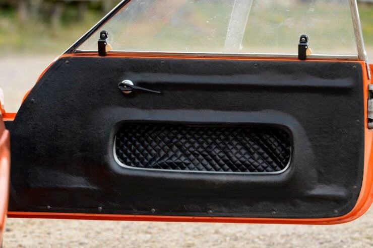 Ginetta G15 Classic Car 9
