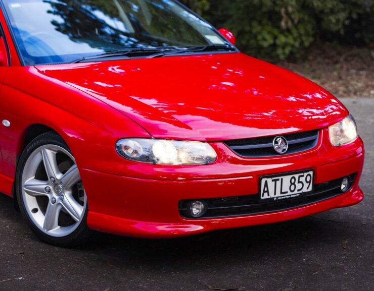 Holden Monaro CV8 10
