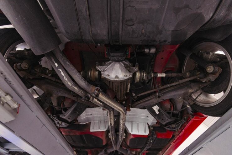 Holden Monaro CV8 14