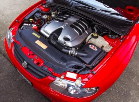 Holden Monaro CV8 16