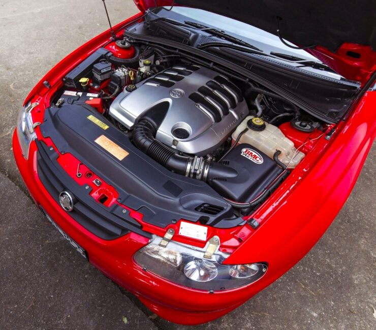Holden Monaro CV8 16