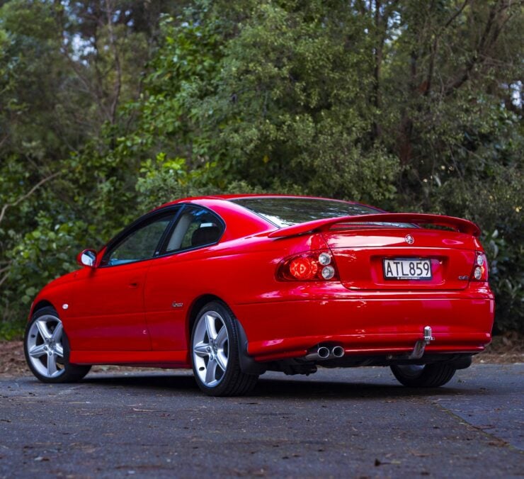 Holden Monaro CV8 24
