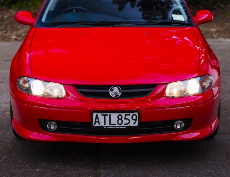 Holden Monaro CV8 4