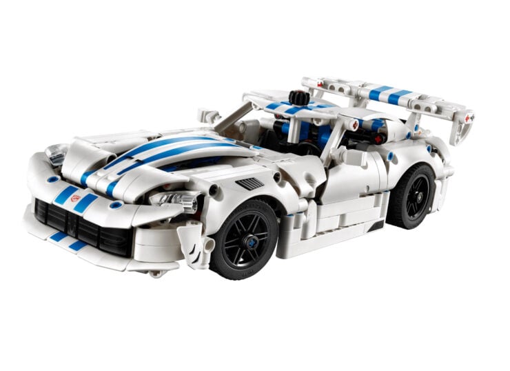 LEGO Technic Dodge Viper GTS-R 3