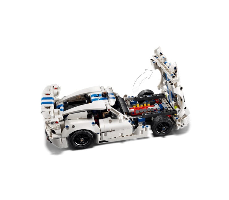 LEGO Technic Dodge Viper GTS-R 8