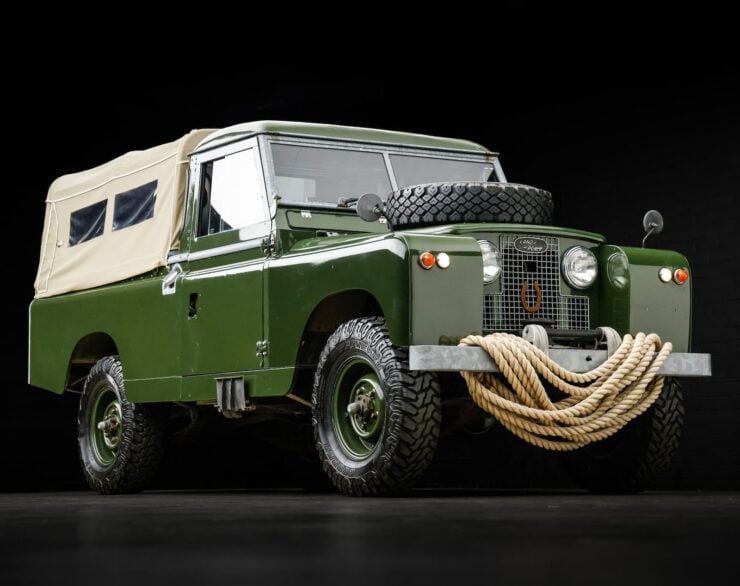 Land Rover Series II 13