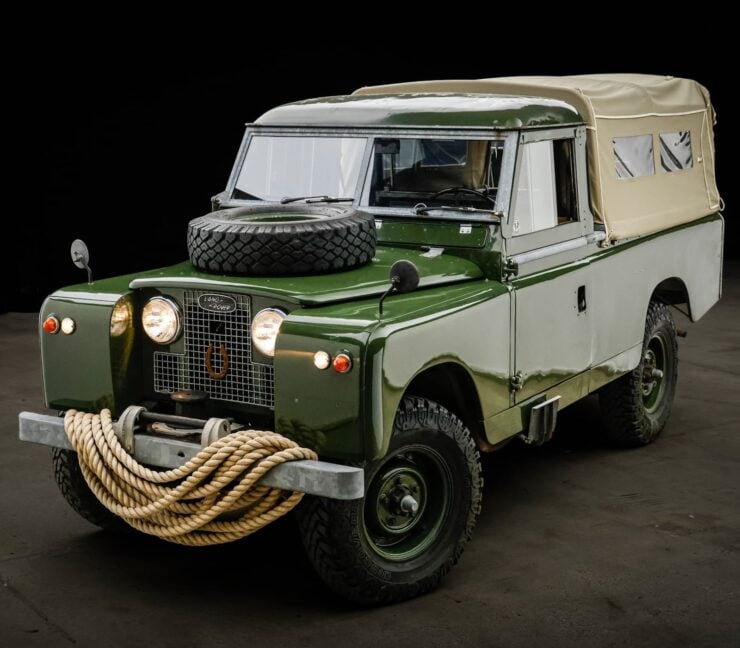 Land Rover Series II 8