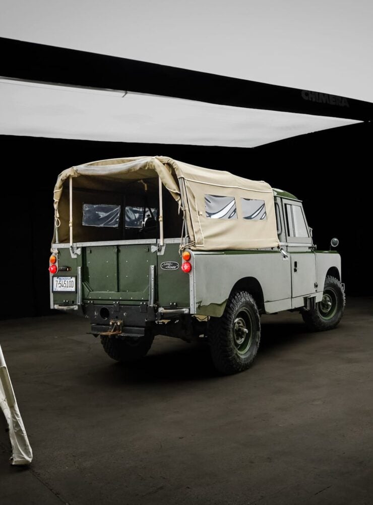 Land Rover Series II 9