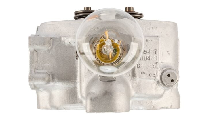 Packard Merlin V-1650 V12 Engine Cylinder Head Lamp 2