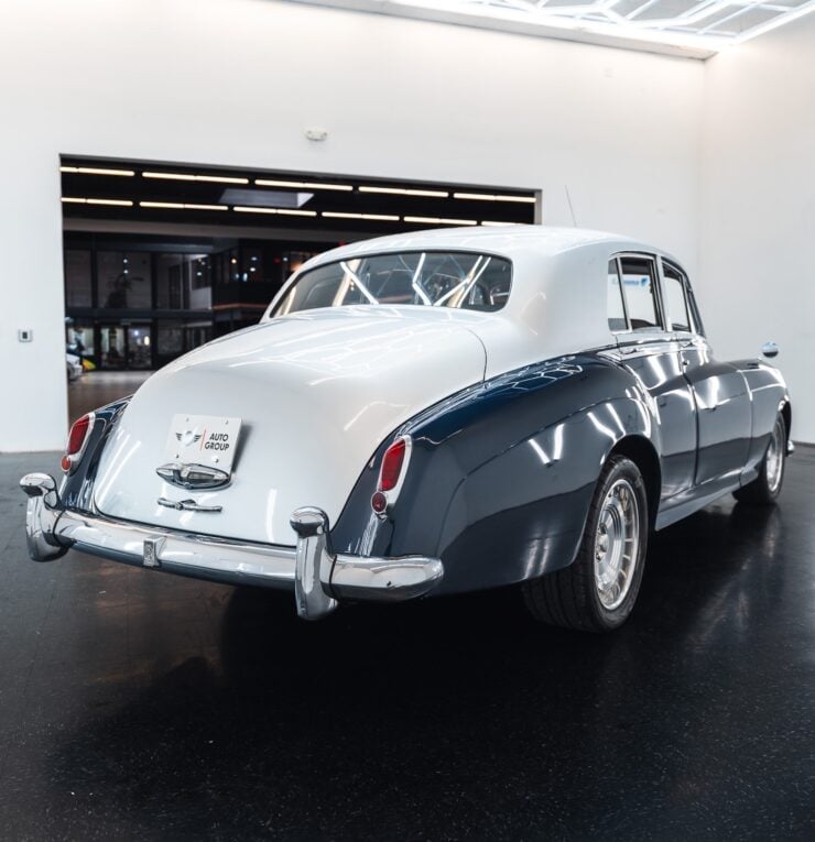 Rolls-Royce Silver Cloud Sleeper 7