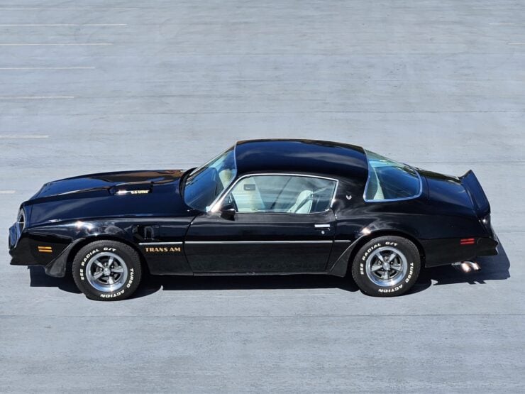 1977 Pontiac Firebird Trans Am 12