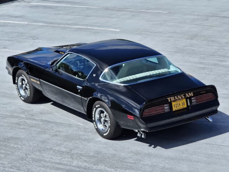 1977 Pontiac Firebird Trans Am 2
