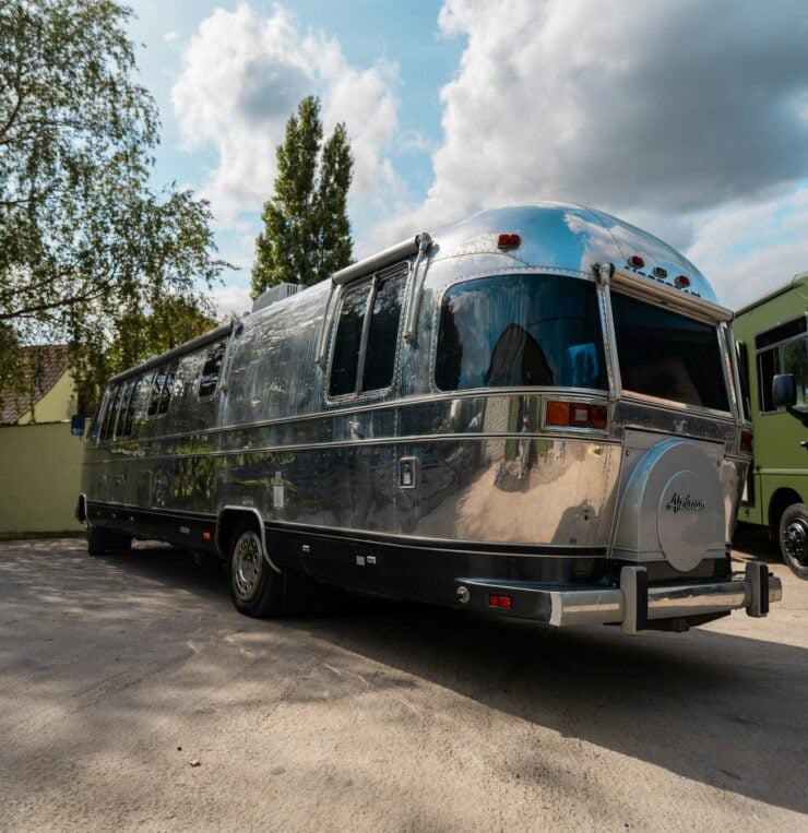 Airstream 310 Motorhome 10