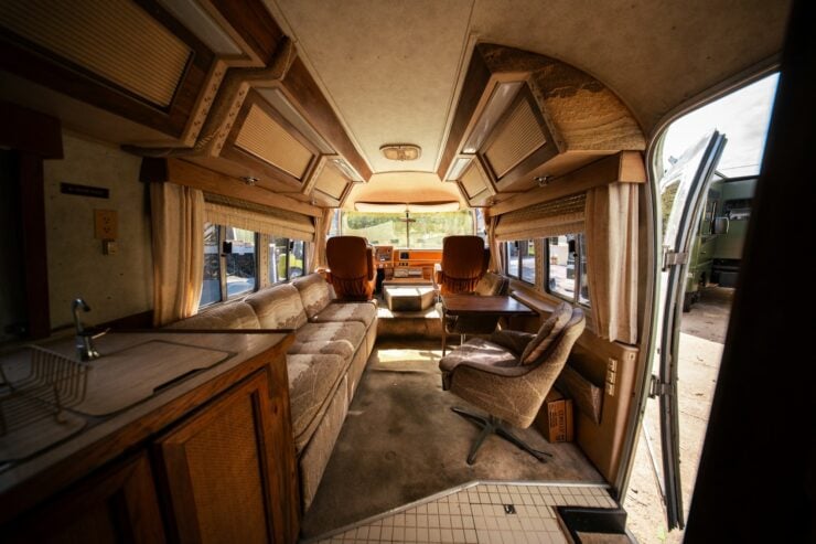 Airstream 310 Motorhome 25