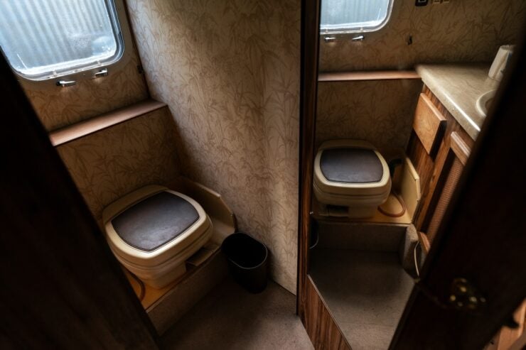 Airstream 310 Motorhome 28