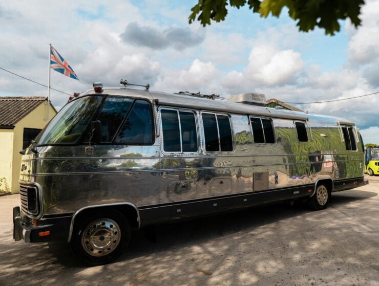 Airstream 310 Motorhome 7