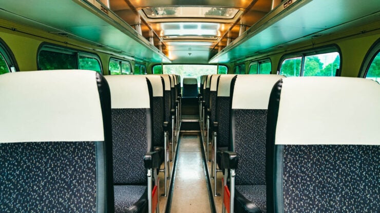 GMC PD4501 Scenicruiser Bus 17