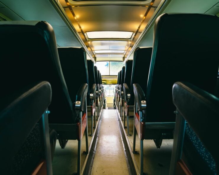GMC PD4501 Scenicruiser Bus 24