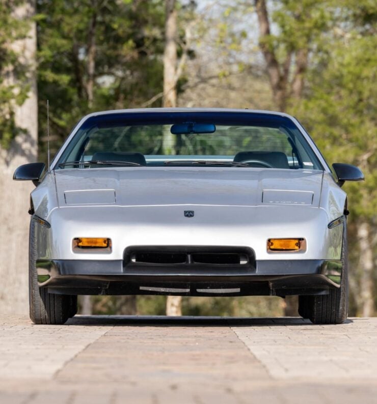 Pontiac Fiero SE 21