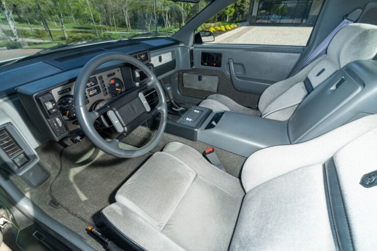 Pontiac Fiero SE 7