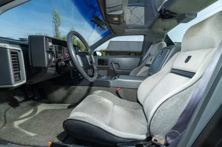 Pontiac Fiero SE 9