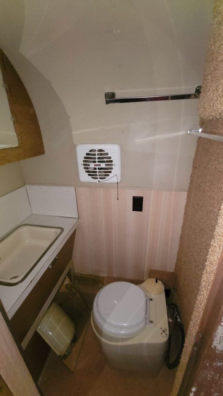 Streamline Travel Home RV 9