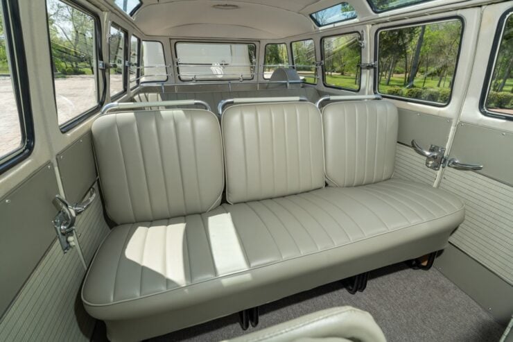 Volkswagen Bus 15 Window 17