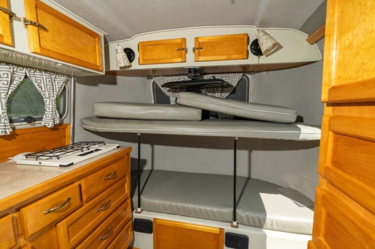 Volkswagen Bus 15 Window 19