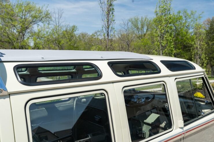 Volkswagen Bus 15 Window 20