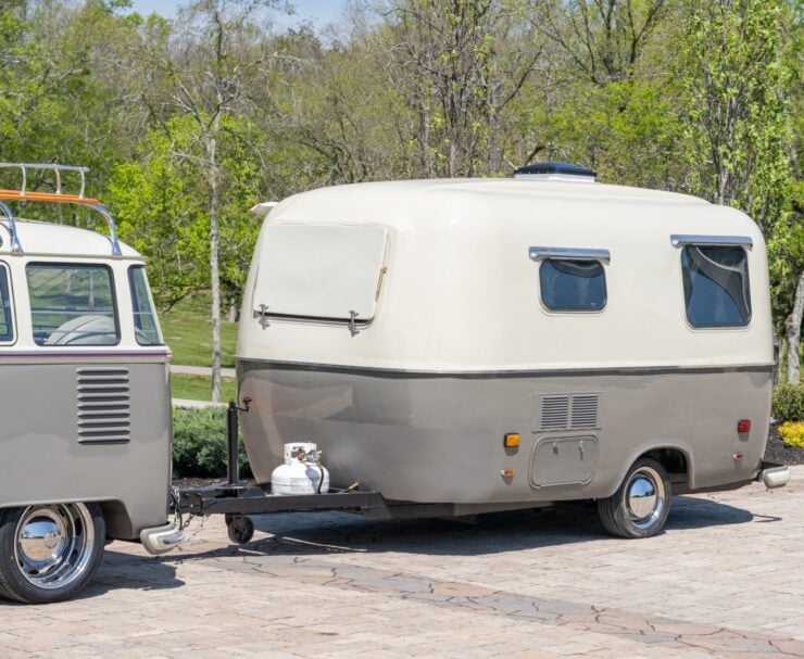 Volkswagen Bus 15 Window 4
