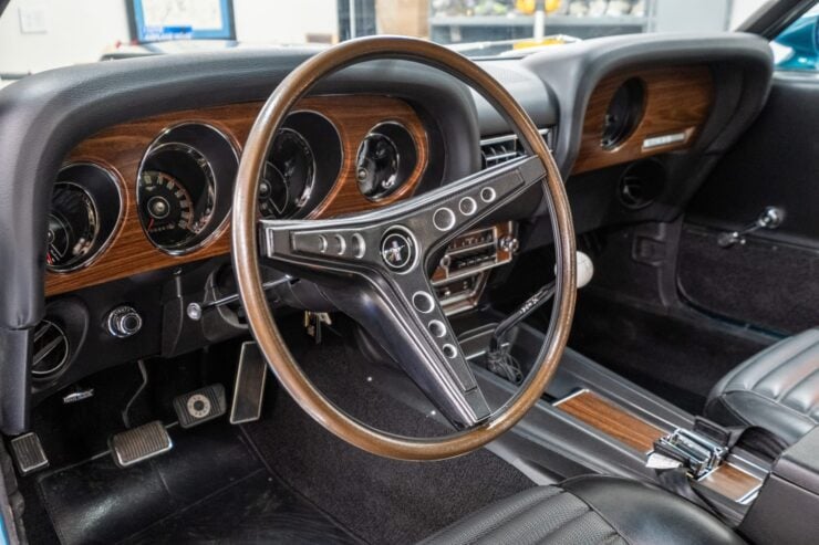 1969 Ford Mustang Mach 1 12