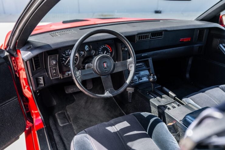 Chevrolet Camaro Z28 IROC-Z 22