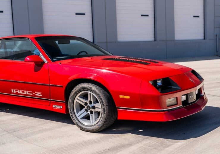 Chevrolet Camaro Z28 IROC-Z 4