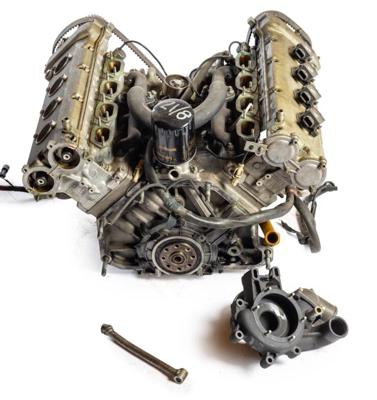 Ferrari 360 Modena V8 Engine 3