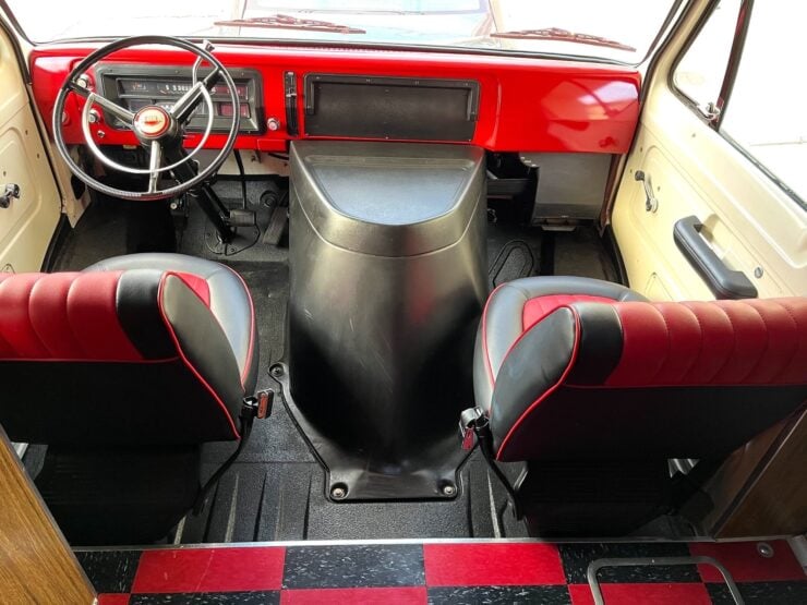 Ford Econoline Shasta Motorhome 11