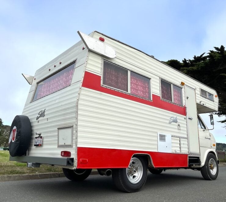 Ford Econoline Shasta Motorhome 15
