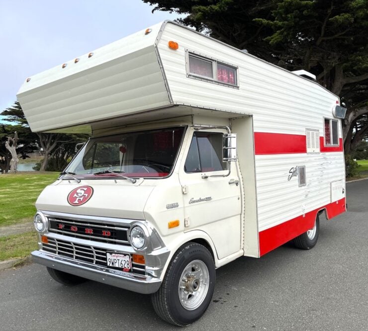 Ford Econoline Shasta Motorhome